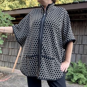 Joseph Ribkoff cape, black & beige